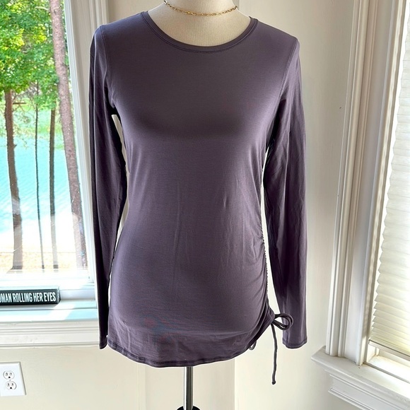 lululemon athletica Tops - Lululemon Cinched LS Tee, NWOT, Size 8
